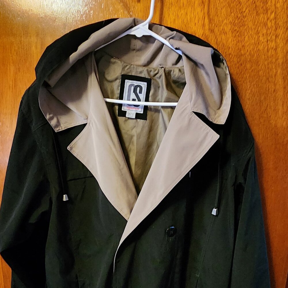 Women's CS Signature Black Hooded Belted Rain Jacket